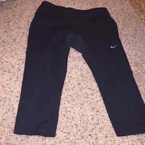 Nike cropped leggings
